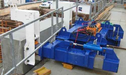 pompe à main, alimentation de panneaux béton