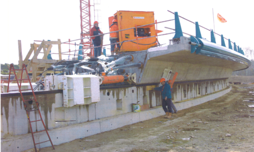 fabrication de vérins, ripage de voussoirs