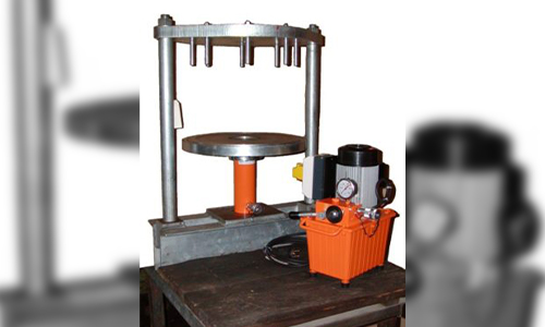 retrofit-presse-hydraulique-300x400 retrofit-presse-hydraulique-300x400